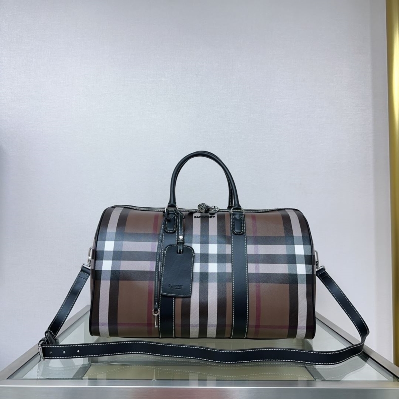 Bv*b*rry travel bags
